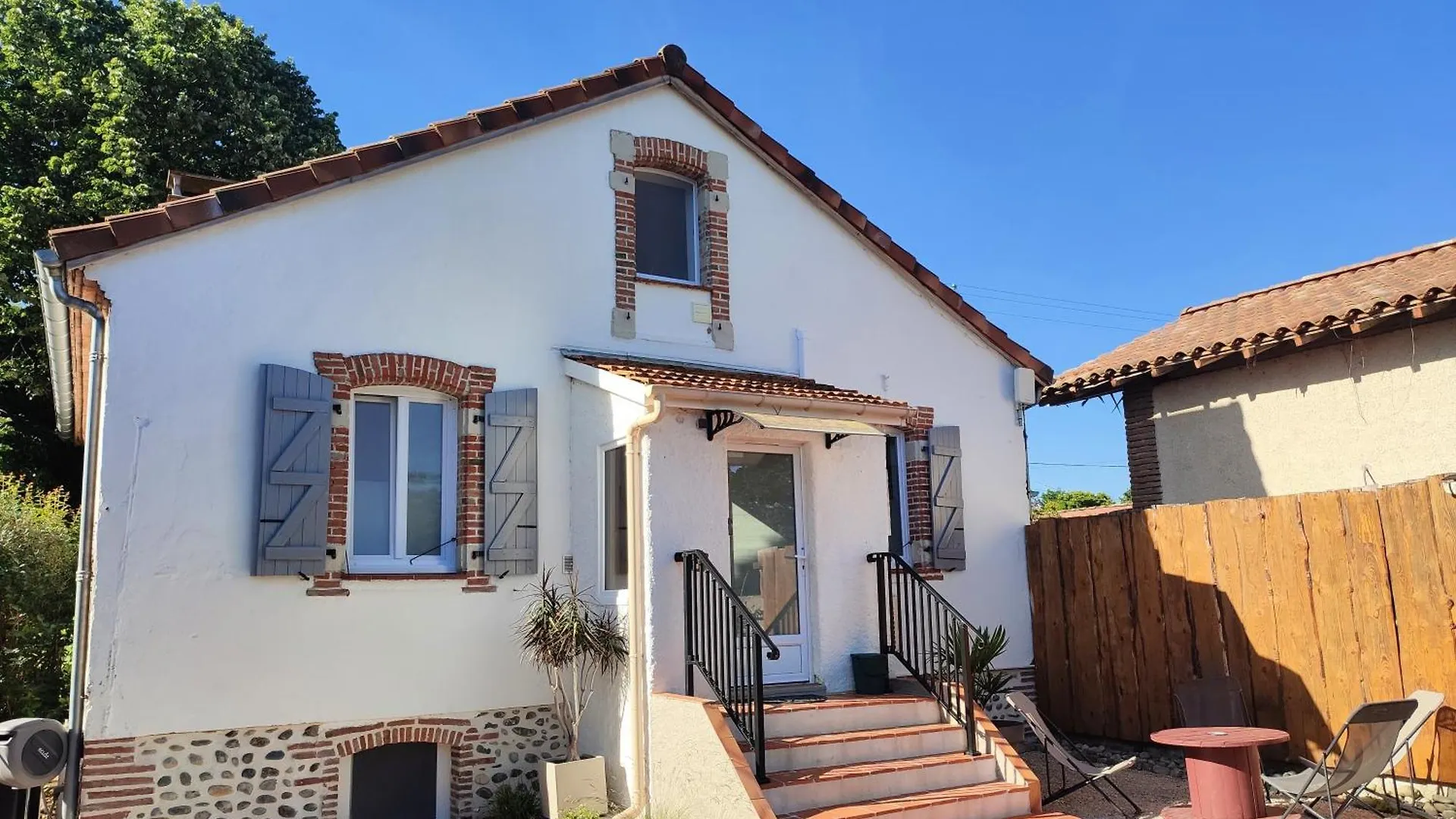 Villa Garona Avec Billard Proche Pyrenees Cazeres France